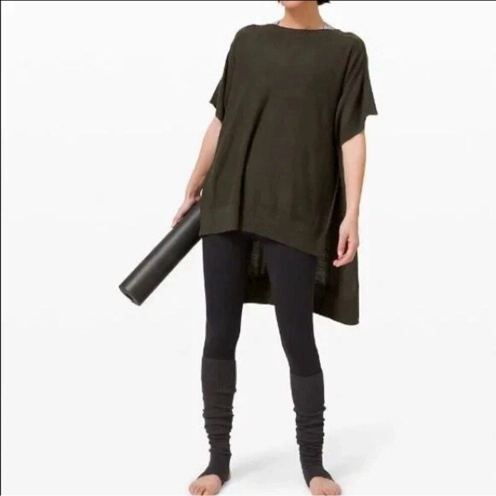 Lululemon OSFM Open Sided Green Be at Ease Poncho Knit Top Cashmere Athletic